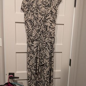 BCBG Paris Black and Cream Patterned Top